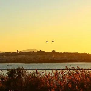 Elicriso Yenne , Cagliari Italien
